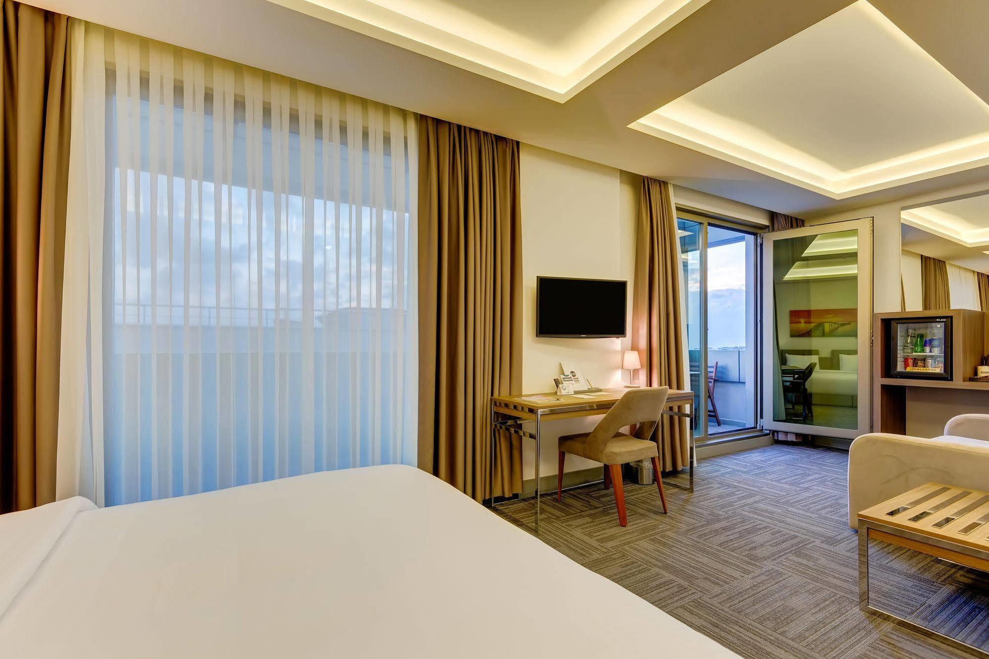 Plus Hotel Bostanci Atasehir Isztambul Kültér fotó